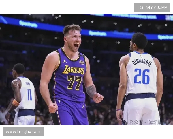 太阳与独行侠展开激烈对决 保罗与东契奇谁能带队走得更远